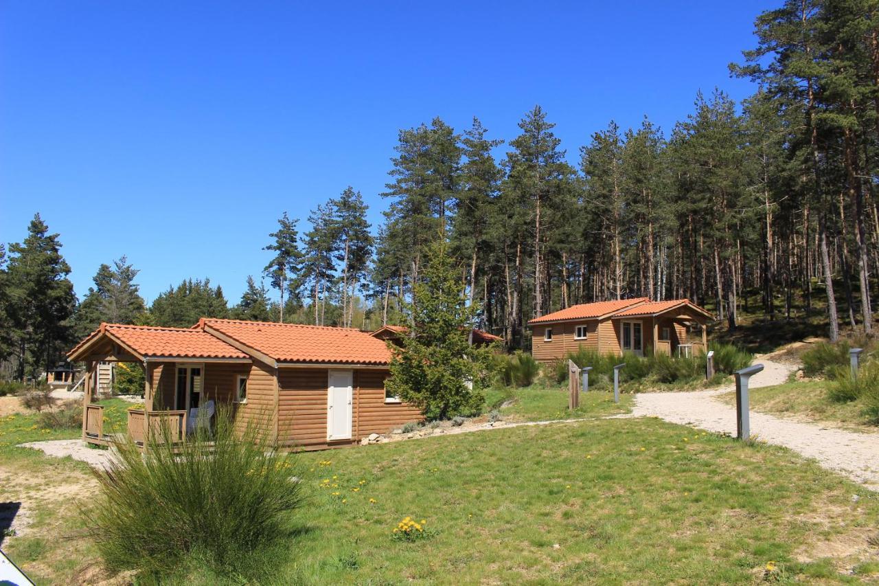 Les Chalets Du Haut-Forez Usson-en-Forez المظهر الخارجي الصورة