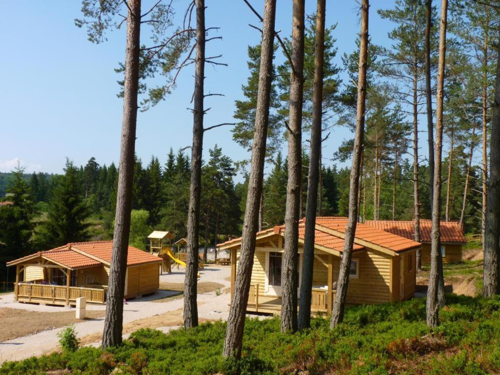Les Chalets Du Haut-Forez Usson-en-Forez المظهر الخارجي الصورة